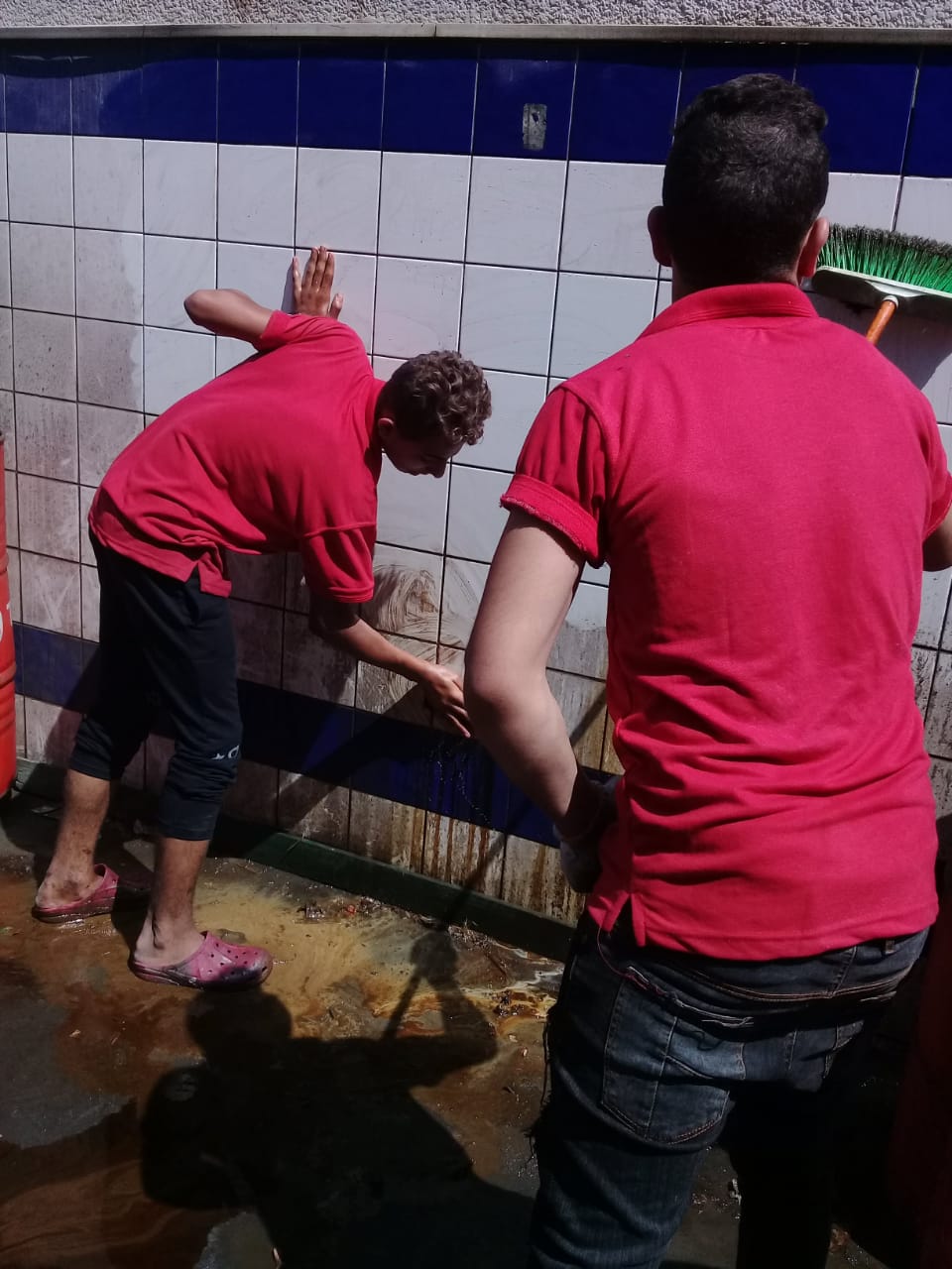 العناية بالمكان